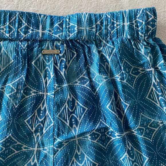 Hurley Teal Geometric Print Shorts - Picture 4 of 7